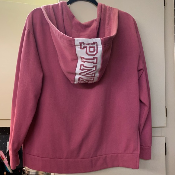 V.S. PINK PULLOVER SZ S EXCLUSIVE LTD. EDT. - Picture 2 of 15